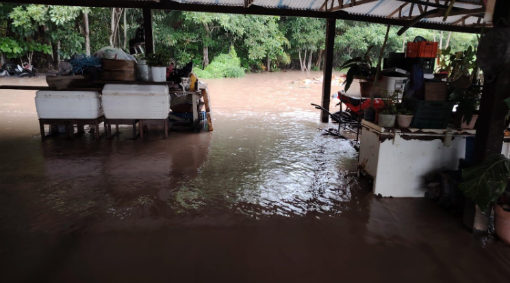 CNE mantendrá evaluación de daños por lluvias e inundaciones en comunidades del Pacífico