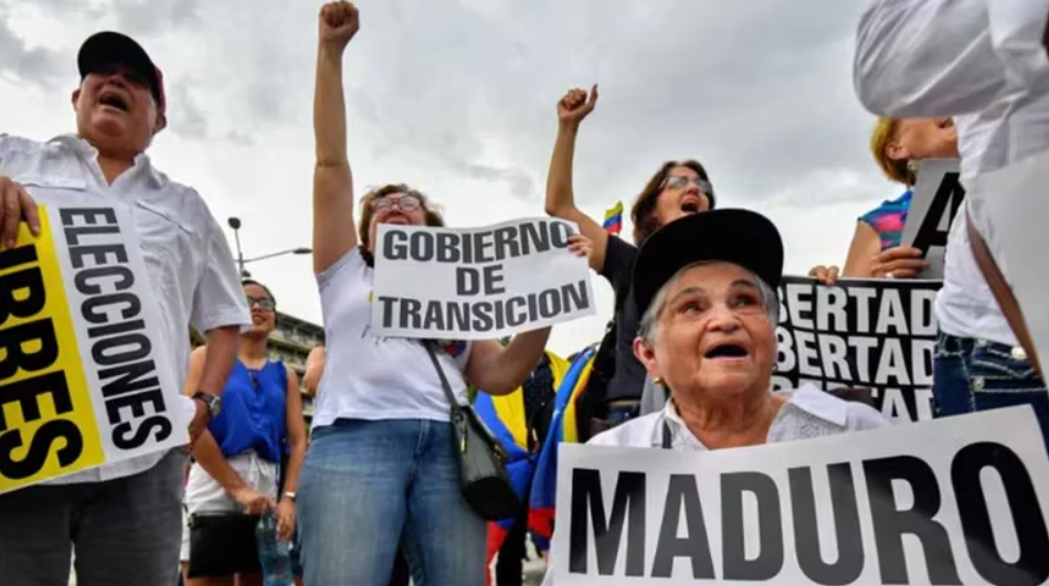 Vladimir Padrino López reconoció que los militares sancionados por EEUU conformaron “la primera línea combativa” tras el fraude en Venezuela