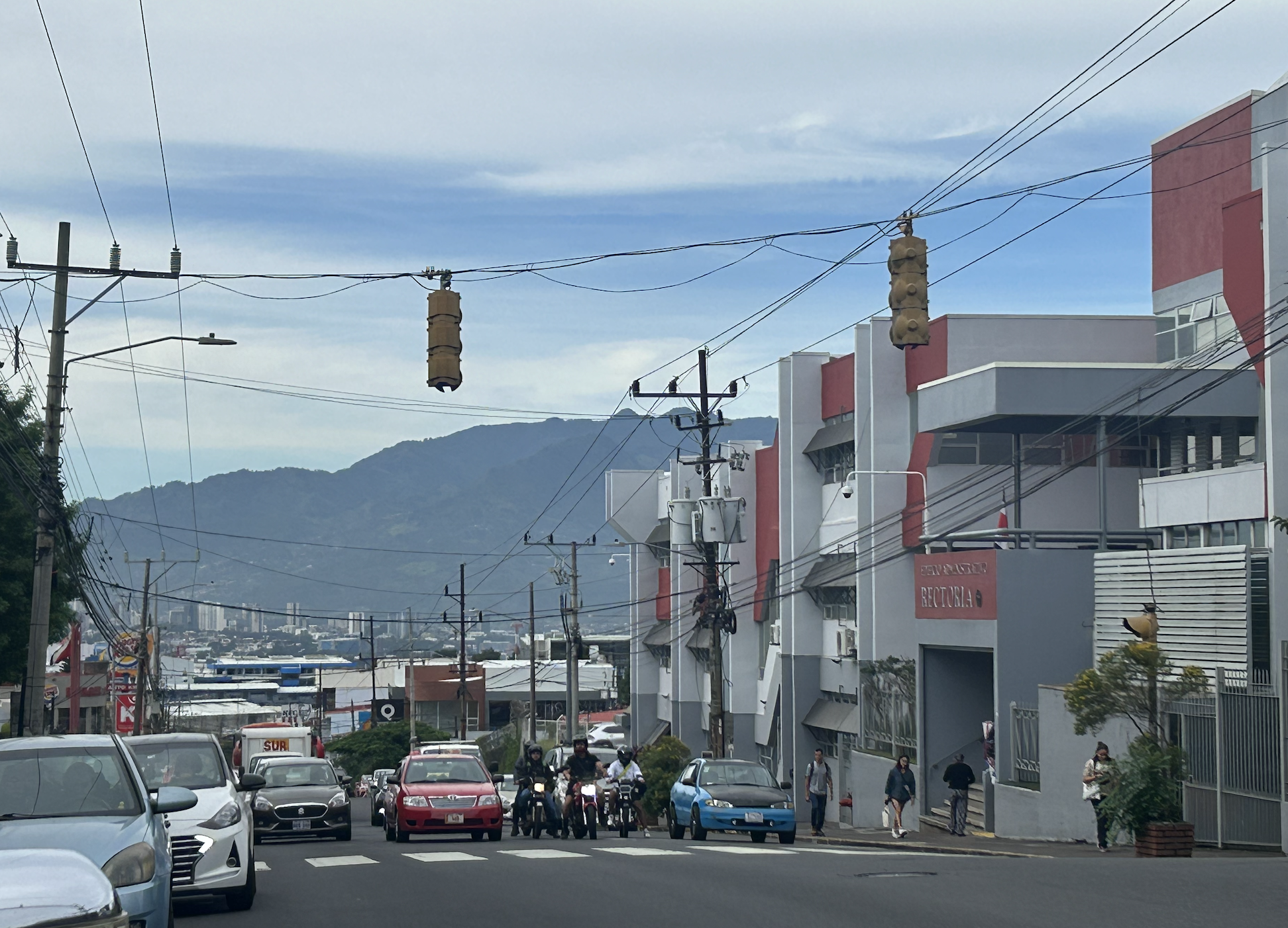 UNA: 90% de superficie del casco central de Heredia presenta “altos niveles de ruido”