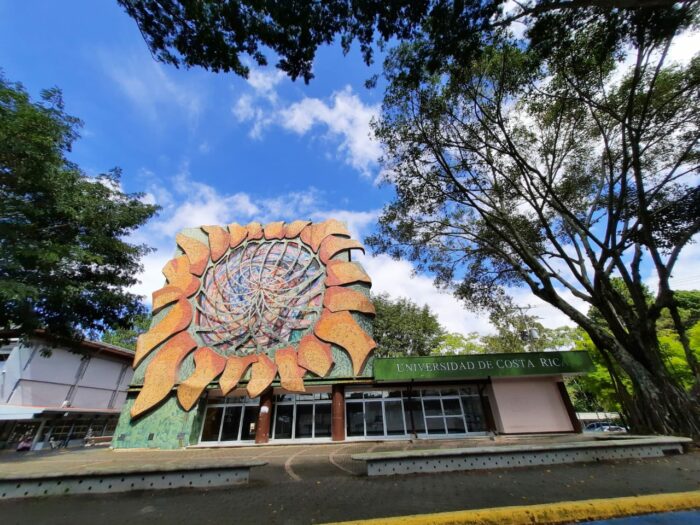 UCR evacúa edificios en Sede Rodrigo Facio ante amenaza de bomba