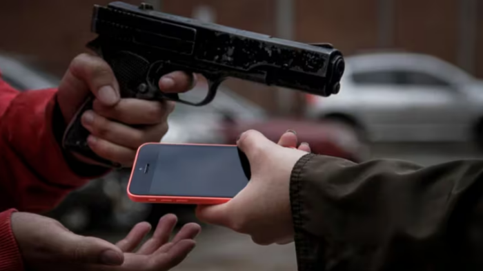 Entra a regir Ley que impone hasta 15 años de cárcel por uso de armas falsas en asaltos