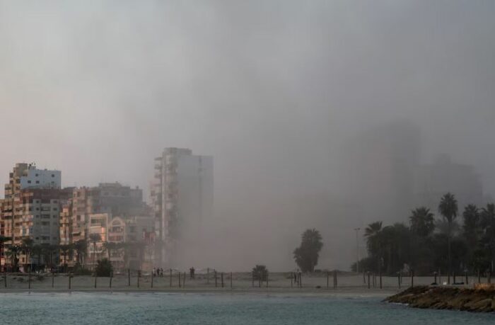 Israel atacó 120 objetivos de Hezbollah en el Líbano y declaró nuevas “zonas militares cerradas” en el norte del país