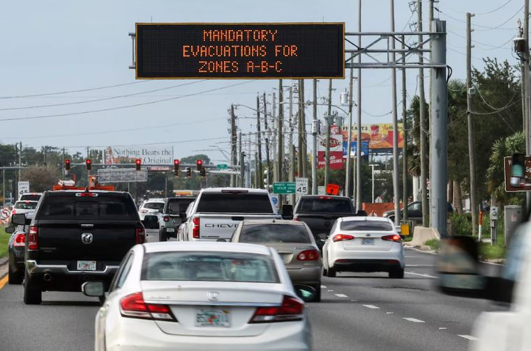 El huracán Milton se acerca a Florida y se acaba el tiempo para evacuar las zonas más comprometidas