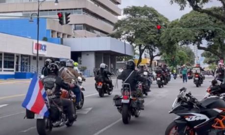 Motociclistas se manifiestan en San José contra proyectos que buscan más regulación para combatir el sicariato