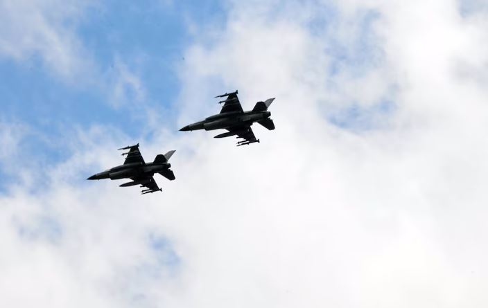 Tensión en Medio Oriente: Estados Unidos desplegó más aviones de combate F-16