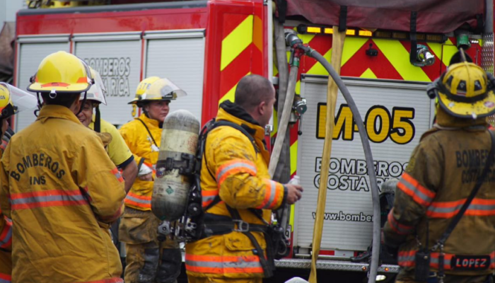 7 de cada 10 incendios en estructuras este año han ocurrido en viviendas