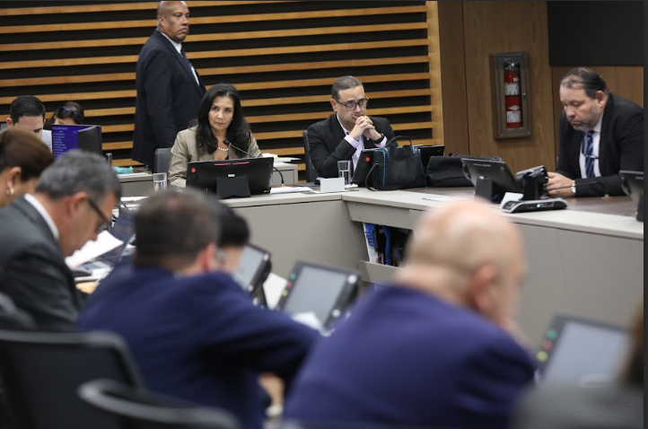 Comisión legislativa aprobó aumentar en un 2% el FEES