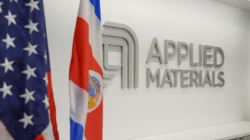 Empresa estadounidense de semiconductores iniciará operaciones en el país en 2025 y espera contratar a 200 personas en dos años