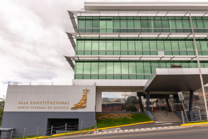 Gobierno abrió procedimiento contra ministro del MOPT tras orden de Sala IV