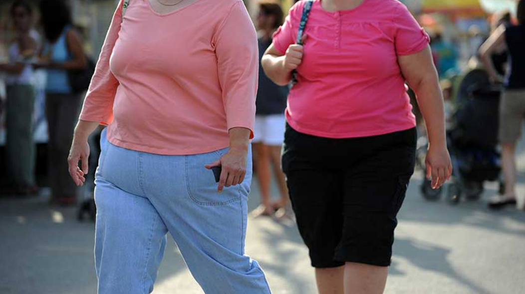 Estudio: Solo 1 de cada 10 mujeres con obesidad continúa tratamientos para bajar de peso