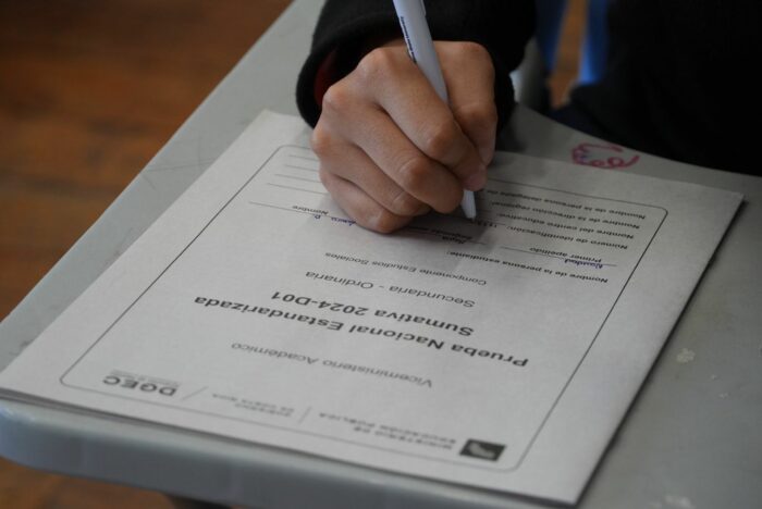 Componente de Estudios Sociales marca el inicio de pruebas estandarizadas para 51 mil estudiantes de secundaria en colegios académicos