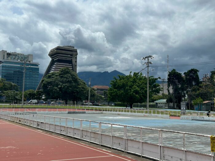 Grupo de diputados presentó reforma para limitar reelección en la Contraloría