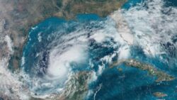 Consulado de Costa Rica en Miami se prepara para paso de Huracán Milton: 3500 ticos viven en la zona