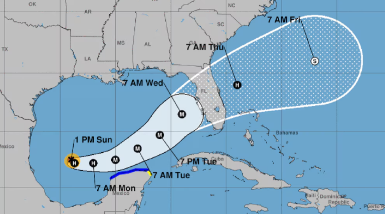 Milton se convirtió en huracán y continúa su avance hacia Florida