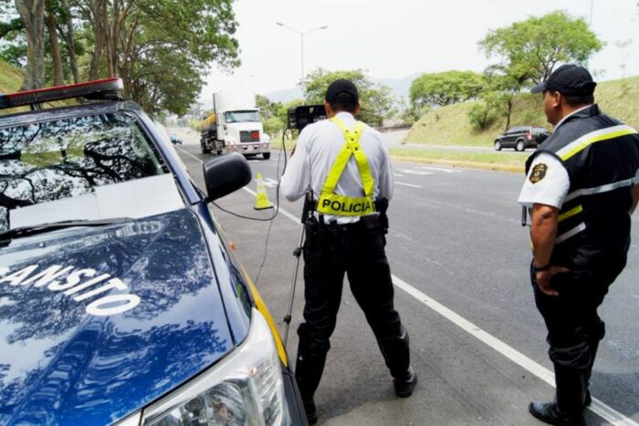 Hacienda evaluará posible impacto de plan para condonar deudas por infracciones de tránsito del 2020 al 2022