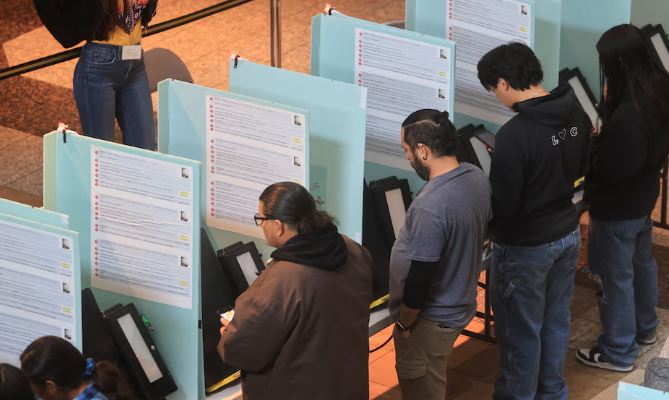 Cerraron las primeras mesas de votación en Indiana y Kentucky