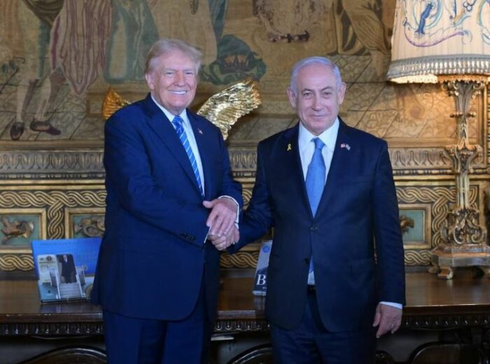 Trump recibe a un enviado de Netanyahu para trazar un plan que permita debilitar a Irán, liberar a los rehenes de Hamas y pactar una tregua en Líbano