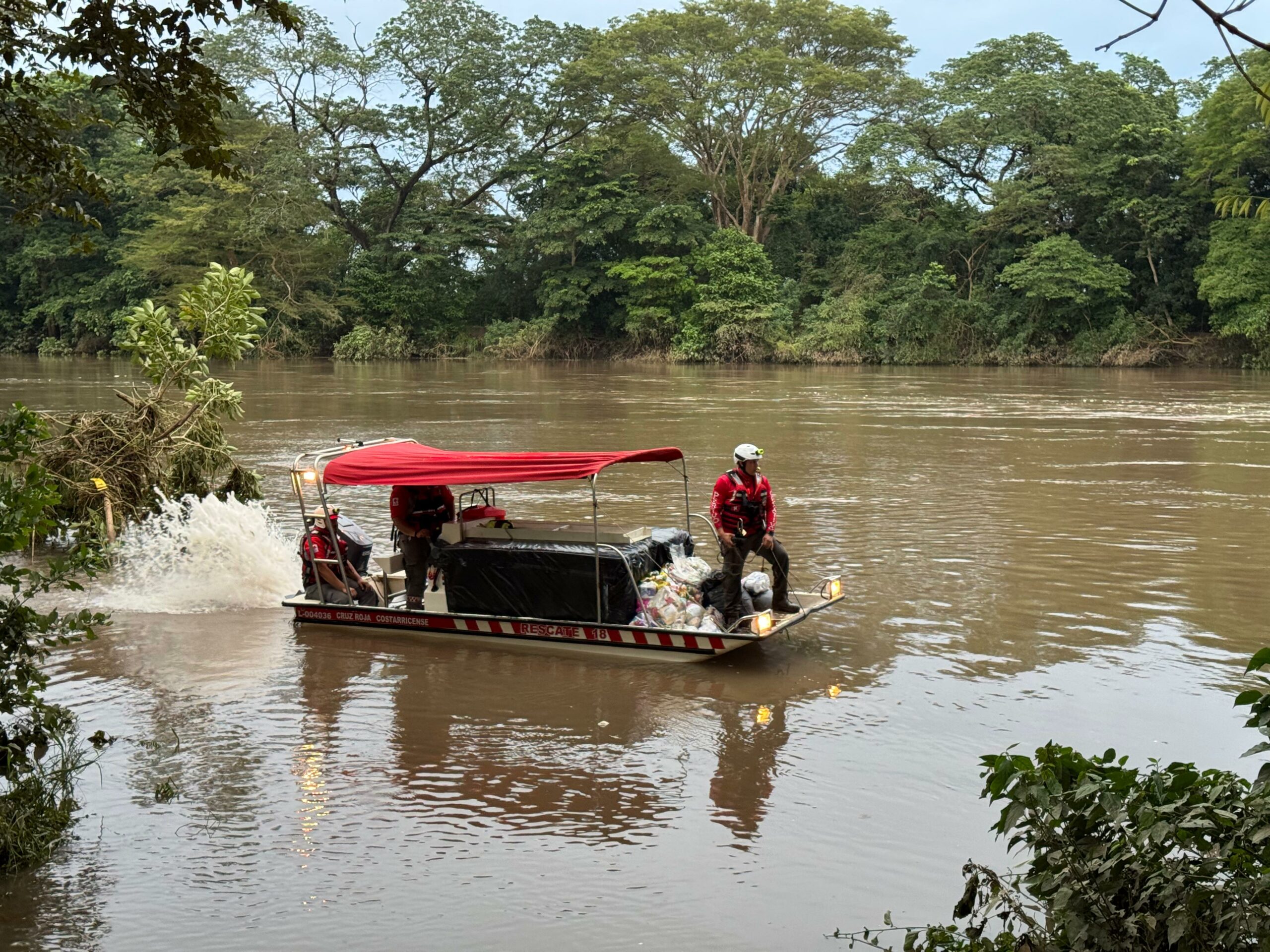 Noviembre acumula más de 2500 inundaciones: 2800 personas permanecen en 49 albergues