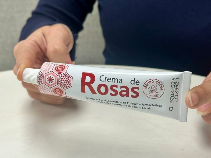 CCSS modificará presentación y olor de la crema de rosas a partir de febrero del próximo año