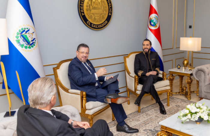 Nayib Bukele llega a Costa Rica este martes y visitará nueva cárcel