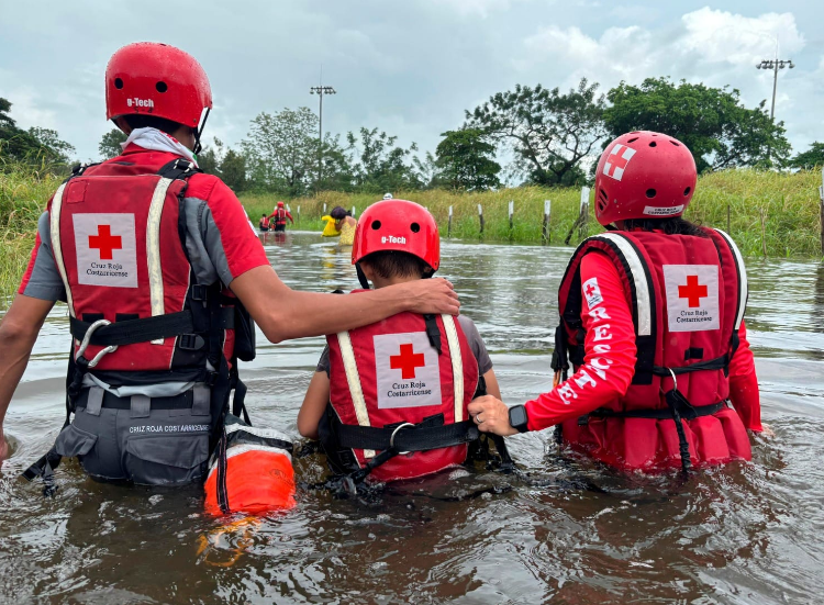 Nuevo proyecto plantea trasladar recursos del superávit del INA a la Cruz Roja Costarricense para atención de emergencias