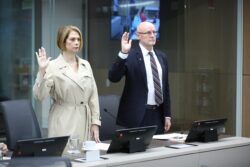 Expresidenta del INS negó vínculos con póliza para altos jerarcas: Se abstuvo de responder consultas de diputados