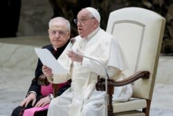 El papa pidió por una solución política en Siria que promueva la estabilidad y la unidad