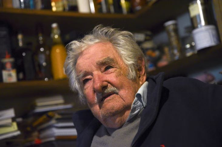 José Mujica fue dado de alta tras ser otra vez intervenido: seguirá la recuperación en su casa