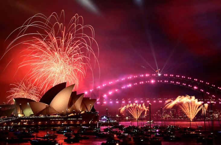 Nueva Zelanda y Australia ya recibieron el 2025 con un gran espectáculo de fuegos artificiales
