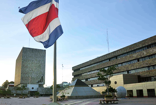 Funcionarios interinos del Poder Judicial recibirán salarios atrasados a más tardar el 6 de enero