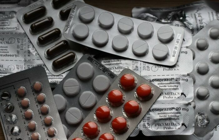 Médicos piden a pacientes con enfermedades crónicas no descuidar consumo de medicamentos en vacaciones
