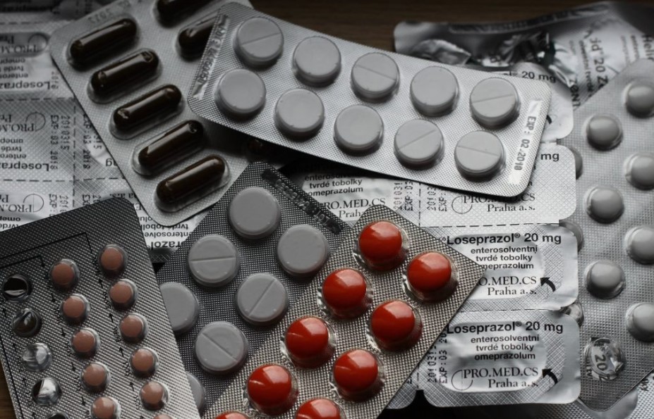 Médicos piden a pacientes con enfermedades crónicas no descuidar consumo de medicamentos en vacaciones
