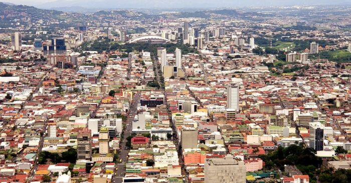 Reportaje especial: ¿Cuáles son los retos de Costa Rica para el 2025?