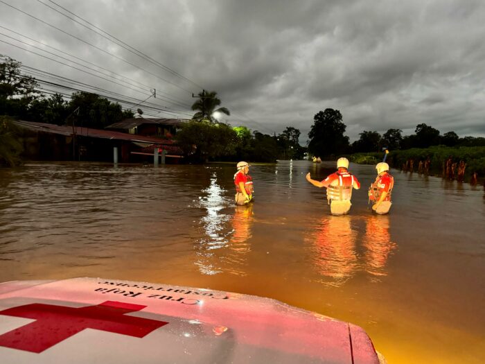 Plan propone crear ‘licencias laborales remuneradas’ para personas afectadas por desastres naturales