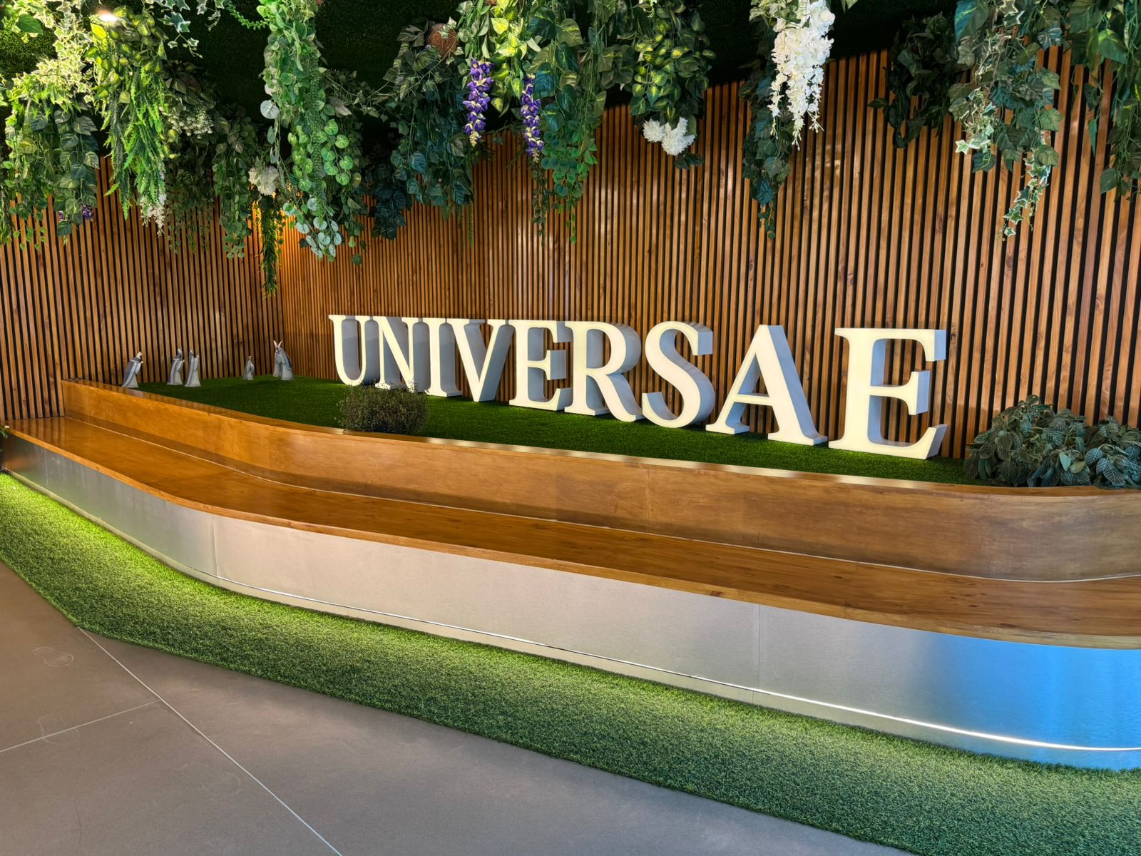 La Universidad Internacional UNIVERSAE de Costa Rica ofrece las Licenciaturas en Ciberseguridad o Enfermería en modalidad semipresencial