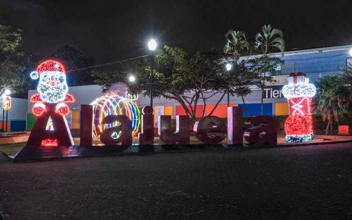 Alajuela brillará este sábado con desfile y pasacalle navideños
