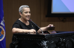 Diputada Carolina Delgado solicita cita para inscribirse como precandidata del PLN