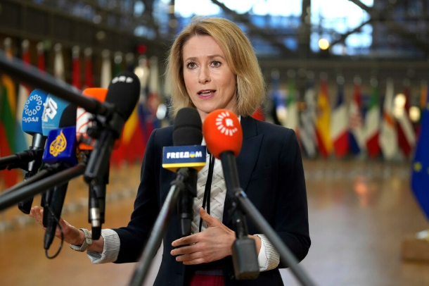 La UE suavizará las sanciones a Siria pero advirtió que puede rever la decisión “si se dan pasos en falso”