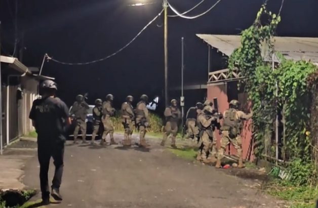OIJ realizó 18 allanamientos en Siquirres para desarticular banda dedicada a venta de droga y vinculada a homicidios