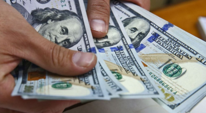 Precio promedio del dólar durante el 2024 fue de ¢518: ¢29 menos que el del 2023