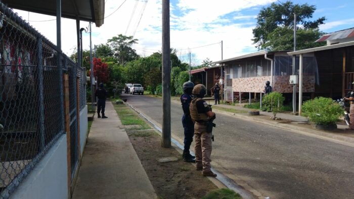 Fuerza Pública registró casi 17 mil detenciones por violencia intrafamiliar durante el año pasado