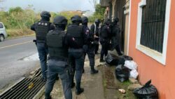 Desarticulan banda que se dedicaba al presunto tráfico de drogas a través de plataformas digitales y encomiendas en buses