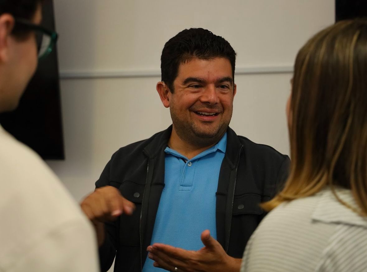 Álvaro Ramos se defiende de cuestionamientos sobre su militancia con el PLN: “Represento la renovación del partido”