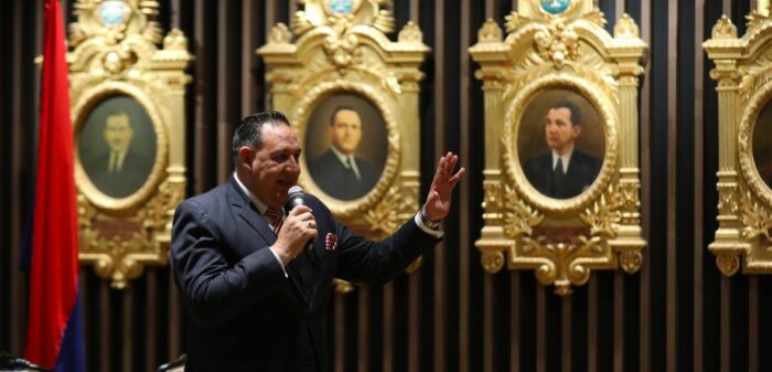 Diputado Leslye Bojorges se separa temporalmente de la fracción del PUSC