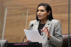 Diputada Johana Obando presentó denuncia ante Fiscalía General por supuestas amenazas y persecución
