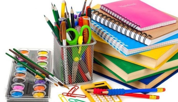 MEIC afirma que útiles y uniformes bajaron hasta 16% de precio para el regreso a clases 2026