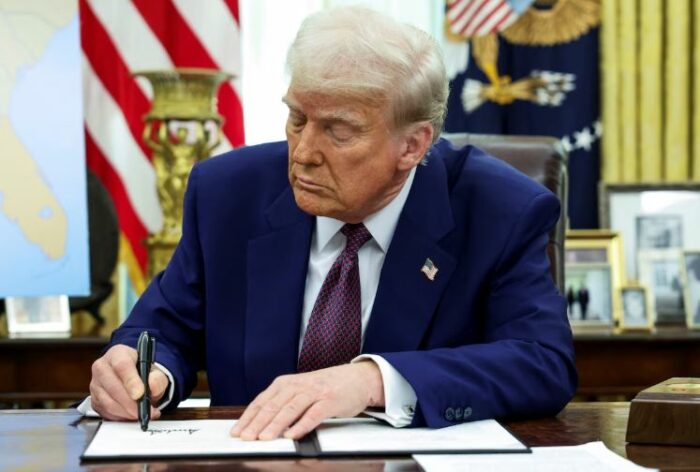 Donald Trump anunció aranceles recíprocos para productos de los socios de Estados Unidos en todo el mundo