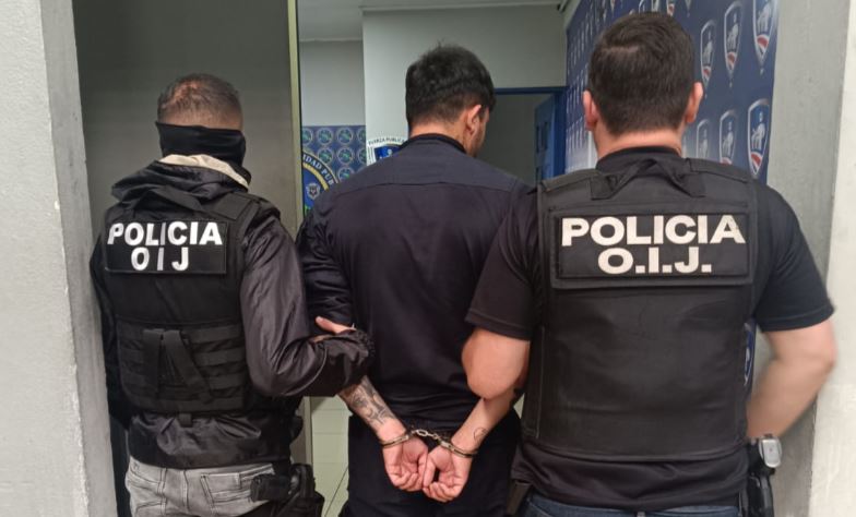 Detienen 9 oficiales de Fuerza Pública en investigación por homicidio en delegación policial de Pavas