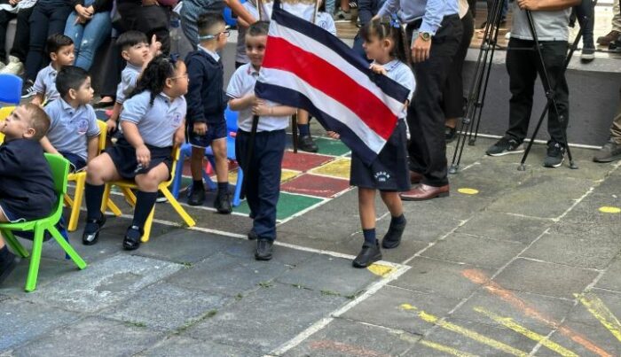 MEP inauguró curso lectivo en 5233 centros educativos de todo el país: La tercera parte son ‘unidocentes’
