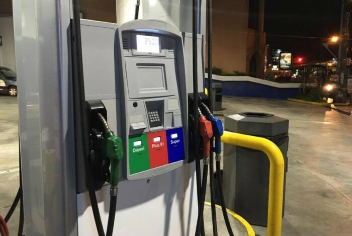 ¿Ya compró combustible? Gasolinas y diésel suben de precio este jueves